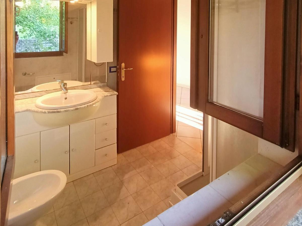 Apartment Residenza Agrifoglio-8 By Interhome Luino Exterior photo